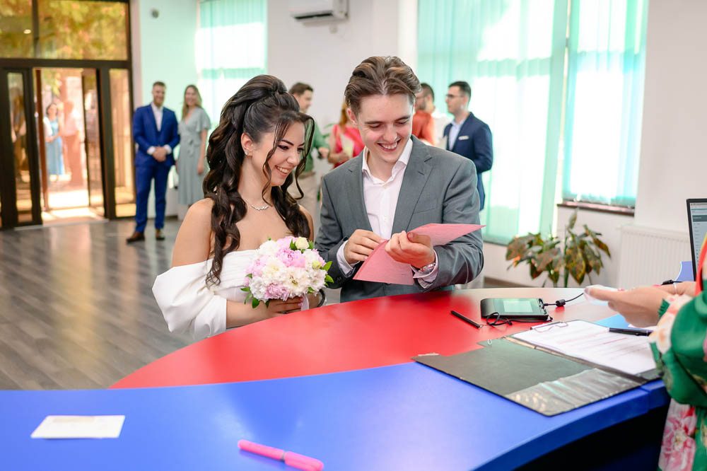 Cât timp durează, de fapt, ceremonia de cununie civilă? (Perspectiva fotografului).